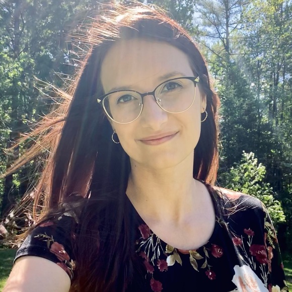 Meet your Posher, Alice - Picture 1 of 1